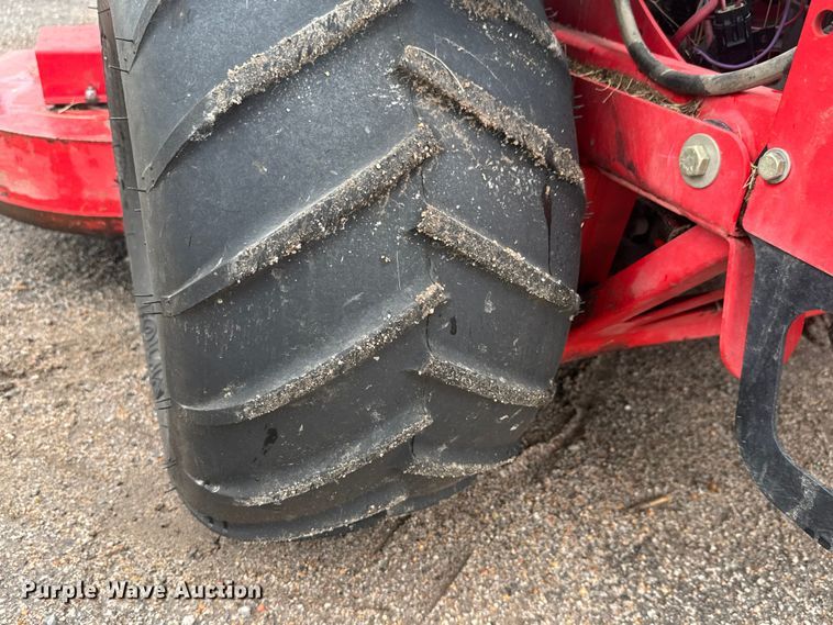 image for item EM8346 Gravely Pro-Turn 472 ZTR lawn mower