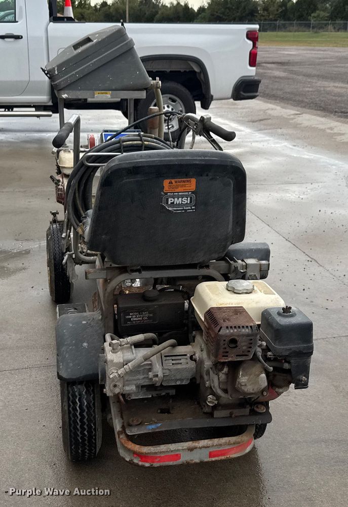 image for item EM8347 2004 Graco Line Driver paint striper