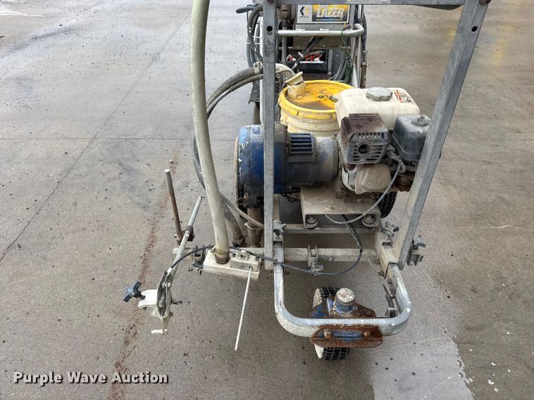 image for item EM8347 2004 Graco Line Driver paint striper