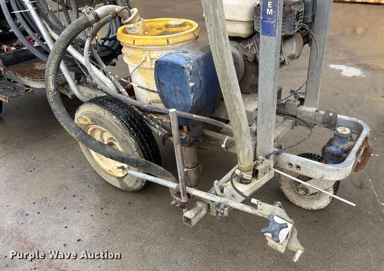 image for item EM8347 2004 Graco Line Driver paint striper