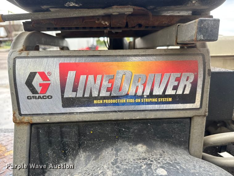 image for item EM8347 2004 Graco Line Driver paint striper