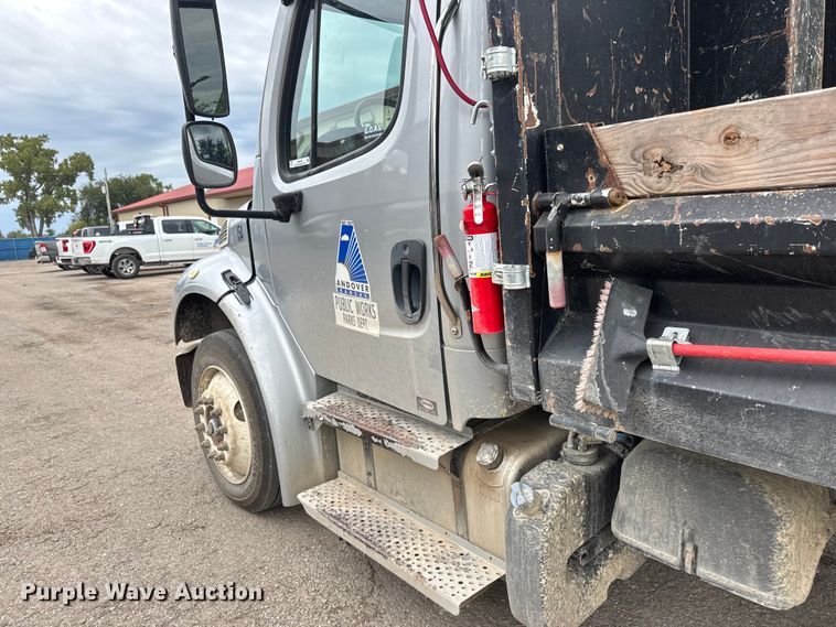 image for item EM8348 2015 Freightliner  M2 dump truck