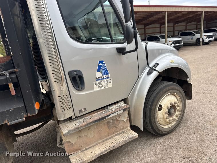 image for item EM8348 2015 Freightliner  M2 dump truck