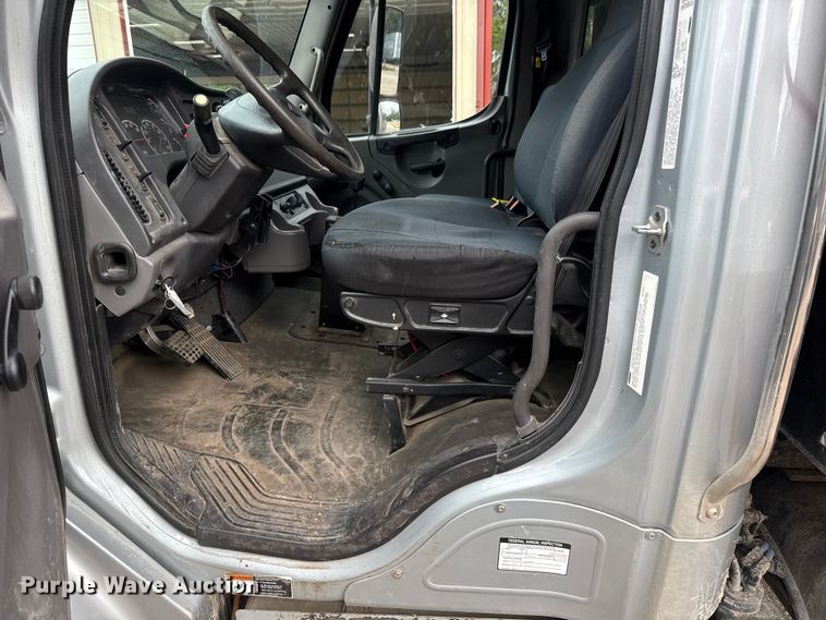 image for item EM8348 2015 Freightliner  M2 dump truck