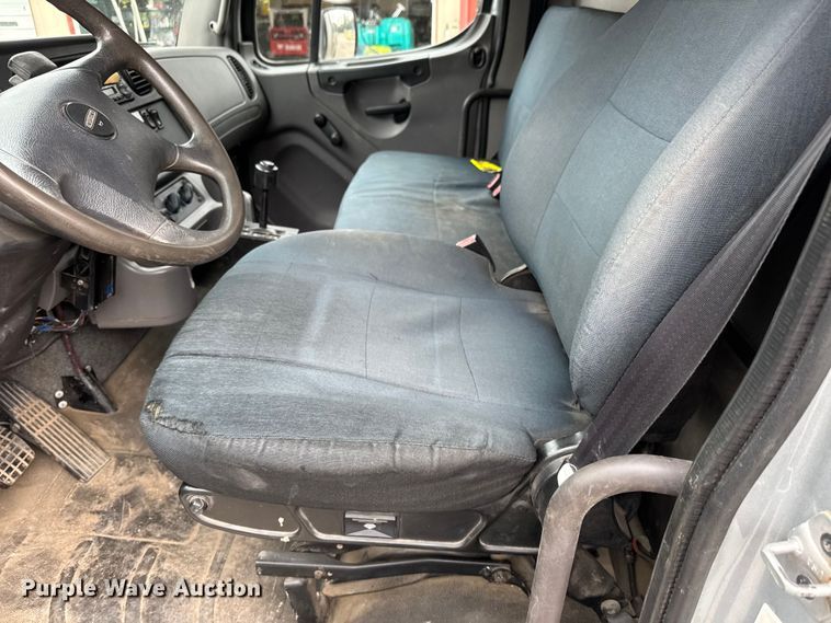 image for item EM8348 2015 Freightliner  M2 dump truck