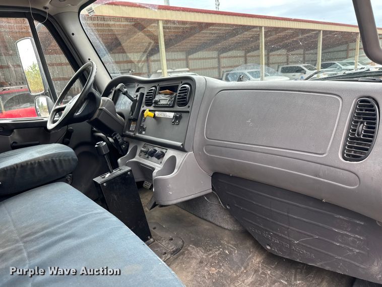 image for item EM8348 2015 Freightliner  M2 dump truck