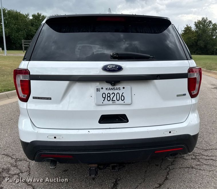 image for item EM8349 2017 Ford Explorer Police Interceptor SUV