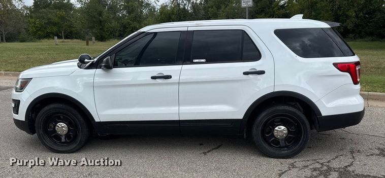 image for item EM8349 2017 Ford Explorer Police Interceptor SUV
