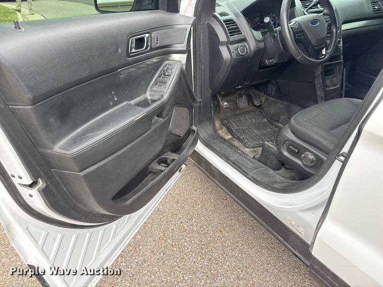 image for item EM8349 2017 Ford Explorer Police Interceptor SUV