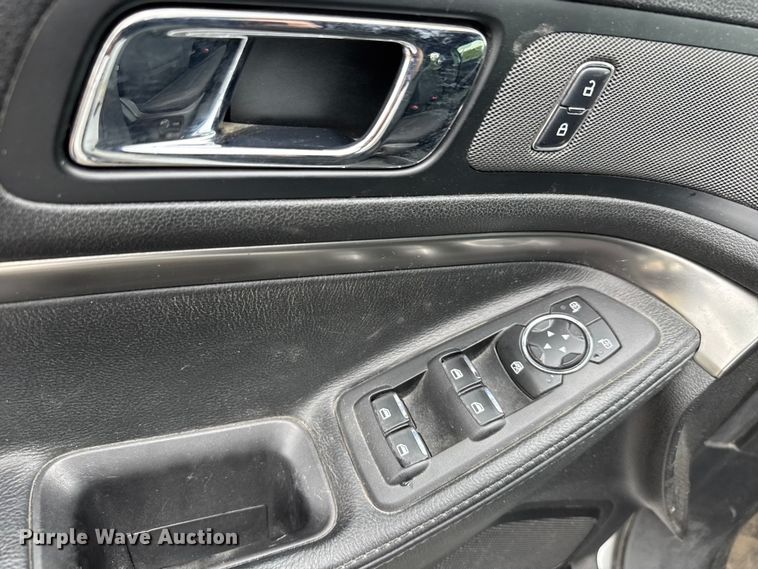 image for item EM8349 2017 Ford Explorer Police Interceptor SUV