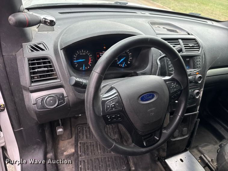 image for item EM8349 2017 Ford Explorer Police Interceptor SUV