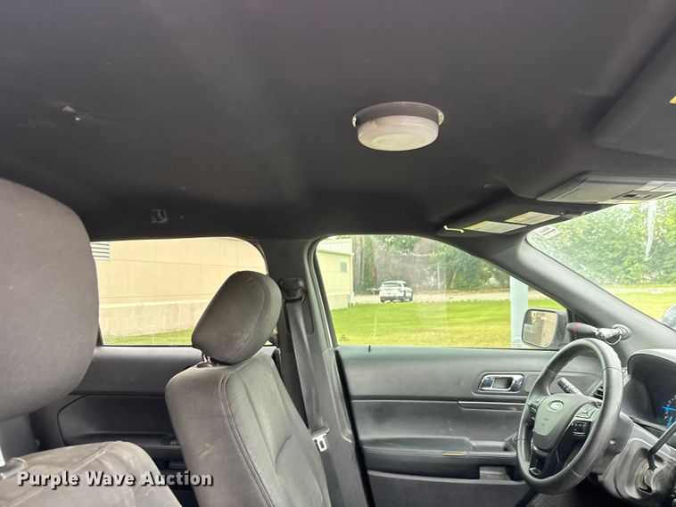 image for item EM8349 2017 Ford Explorer Police Interceptor SUV