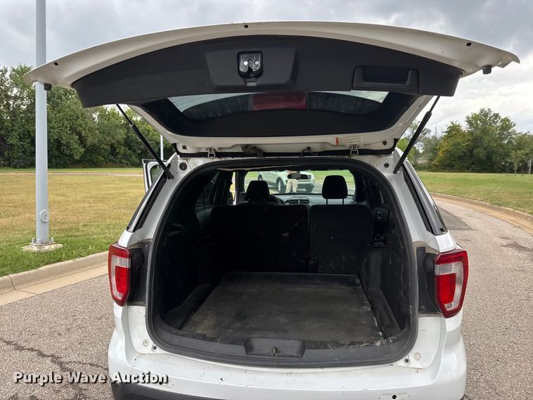 image for item EM8349 2017 Ford Explorer Police Interceptor SUV