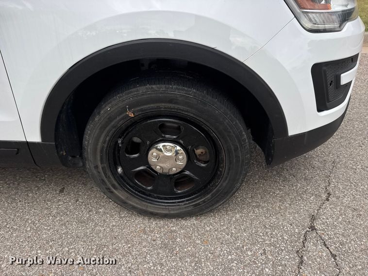 image for item EM8349 2017 Ford Explorer Police Interceptor SUV