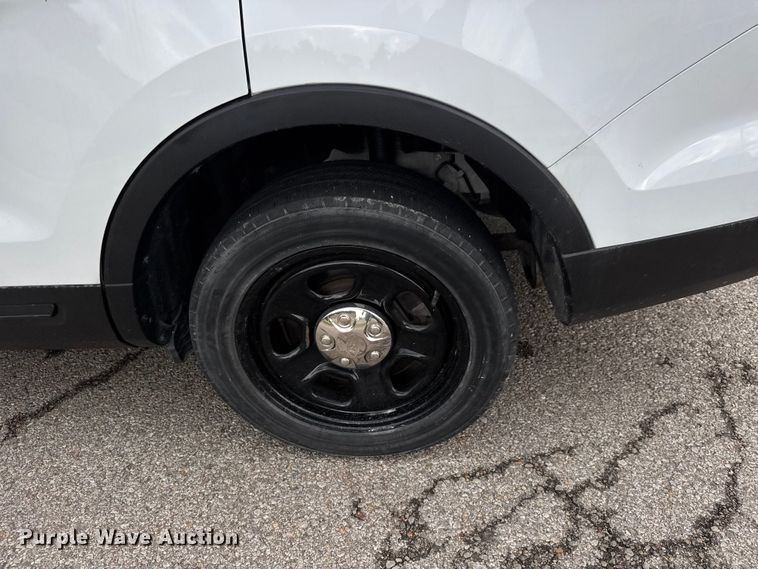 image for item EM8349 2017 Ford Explorer Police Interceptor SUV