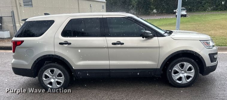image for item EM8350 2017 Ford Explorer Police Interceptor SUV