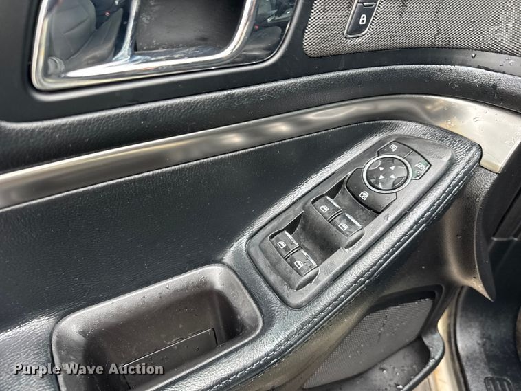 image for item EM8350 2017 Ford Explorer Police Interceptor SUV