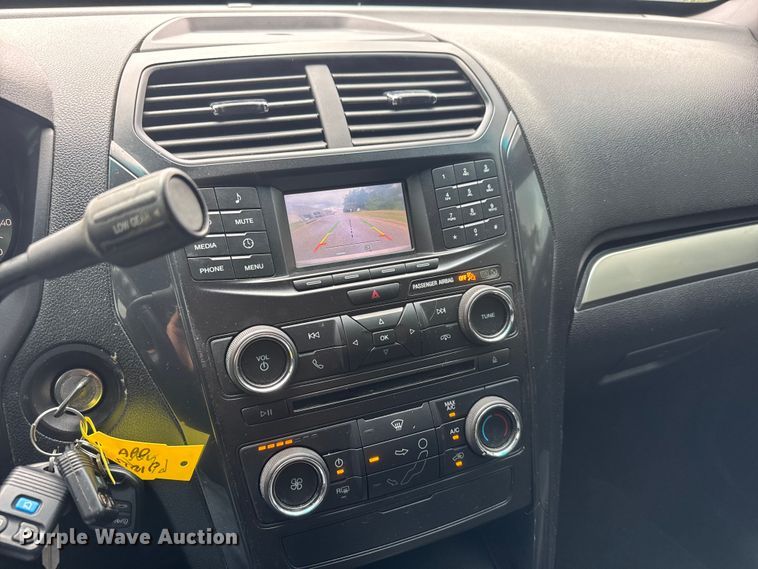 image for item EM8350 2017 Ford Explorer Police Interceptor SUV