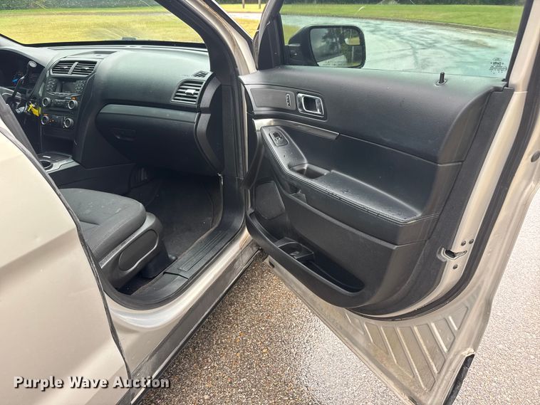 image for item EM8350 2017 Ford Explorer Police Interceptor SUV