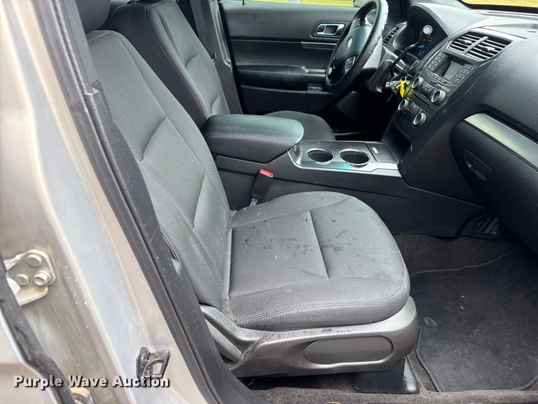 image for item EM8350 2017 Ford Explorer Police Interceptor SUV