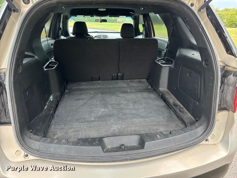 image for item EM8350 2017 Ford Explorer Police Interceptor SUV