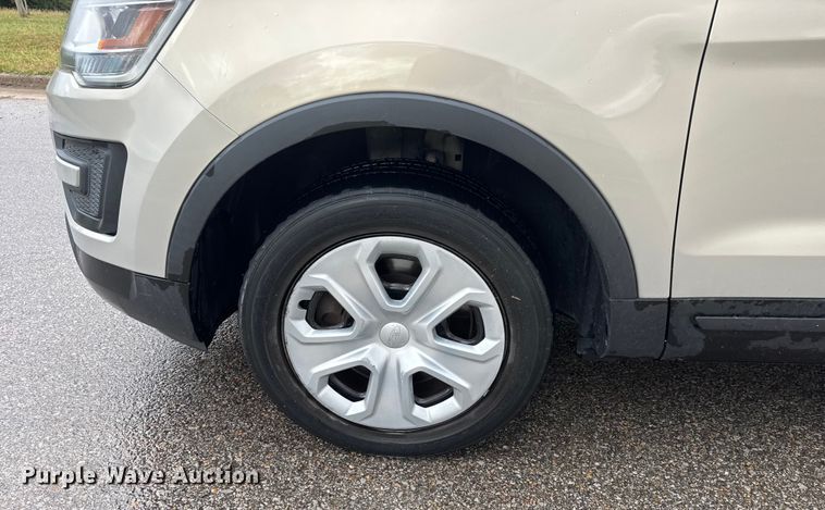 image for item EM8350 2017 Ford Explorer Police Interceptor SUV