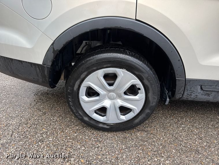 image for item EM8350 2017 Ford Explorer Police Interceptor SUV