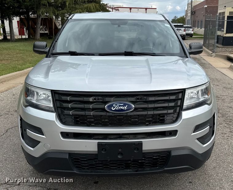 image for item EM8351 2018 Ford Explorer Police Interceptor SUV