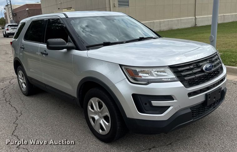 image for item EM8351 2018 Ford Explorer Police Interceptor SUV