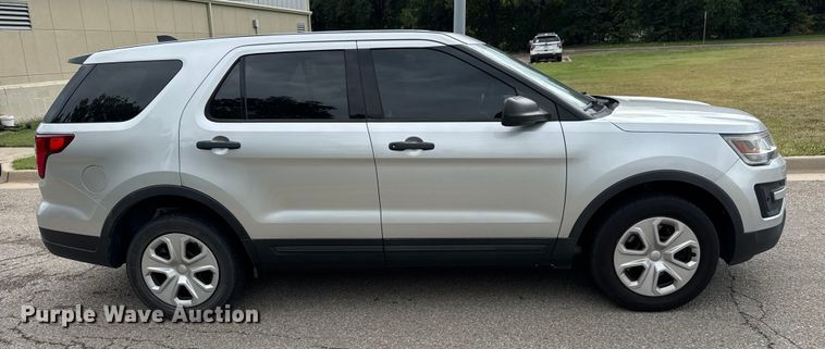 image for item EM8351 2018 Ford Explorer Police Interceptor SUV