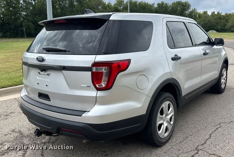 image for item EM8351 2018 Ford Explorer Police Interceptor SUV