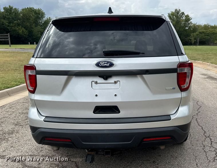 image for item EM8351 2018 Ford Explorer Police Interceptor SUV