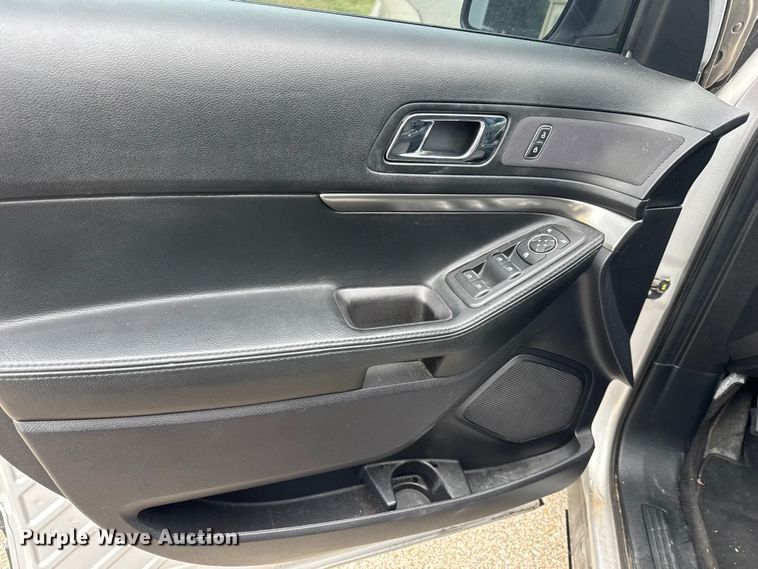 image for item EM8351 2018 Ford Explorer Police Interceptor SUV