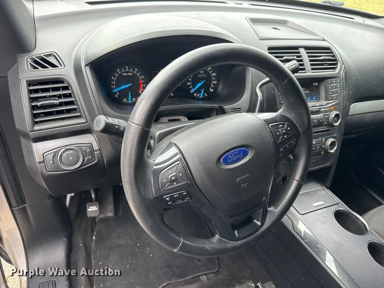 image for item EM8351 2018 Ford Explorer Police Interceptor SUV