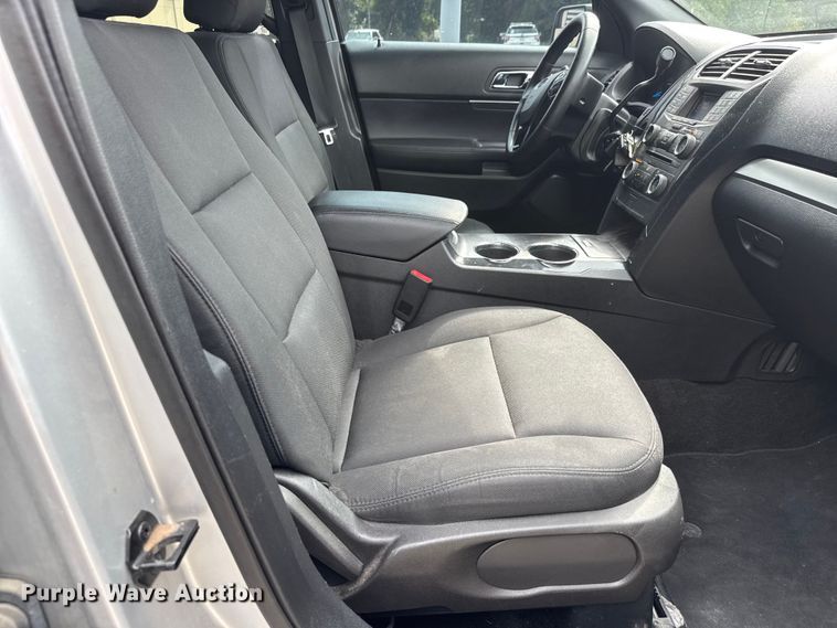 image for item EM8351 2018 Ford Explorer Police Interceptor SUV