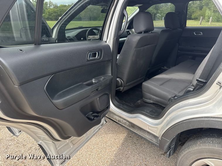 image for item EM8351 2018 Ford Explorer Police Interceptor SUV