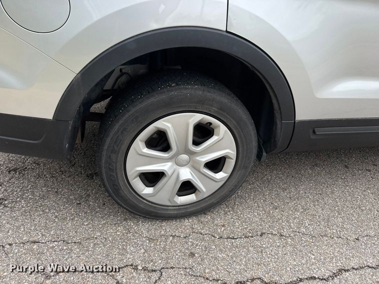 image for item EM8351 2018 Ford Explorer Police Interceptor SUV