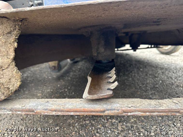 image for item EM8378 2011 Deines DD 20HT lawn mower