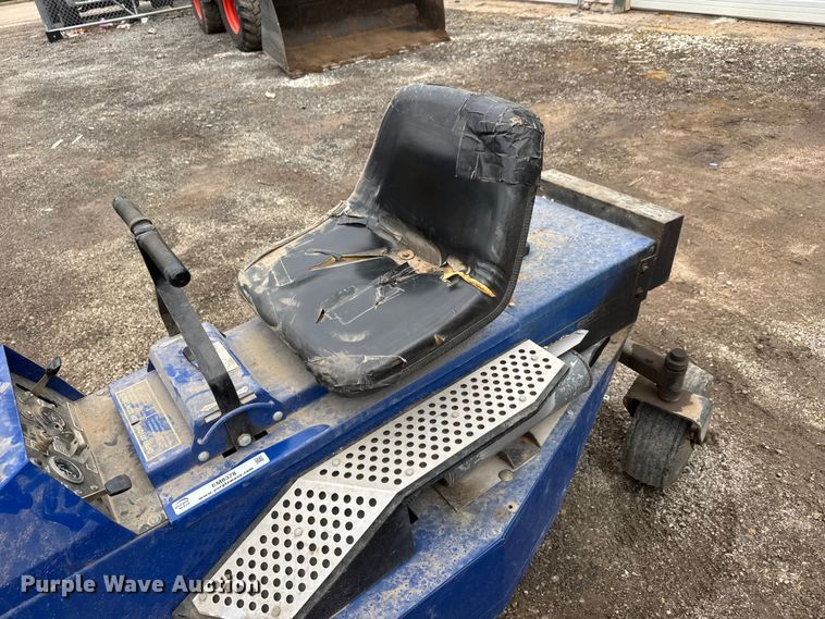 image for item EM8378 2011 Deines DD 20HT lawn mower