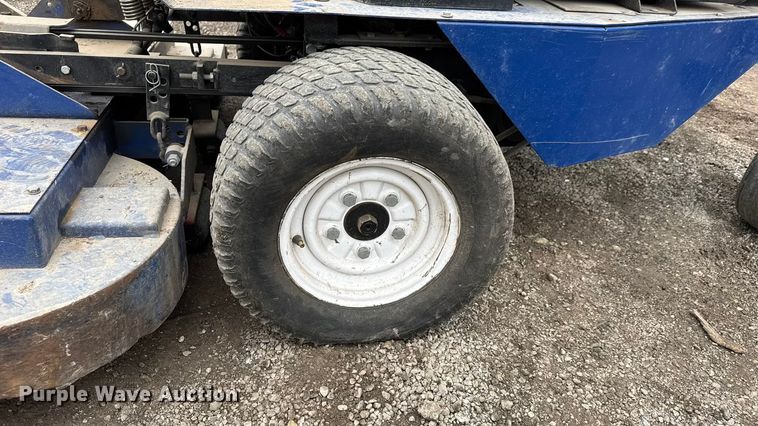 image for item EM8378 2011 Deines DD 20HT lawn mower