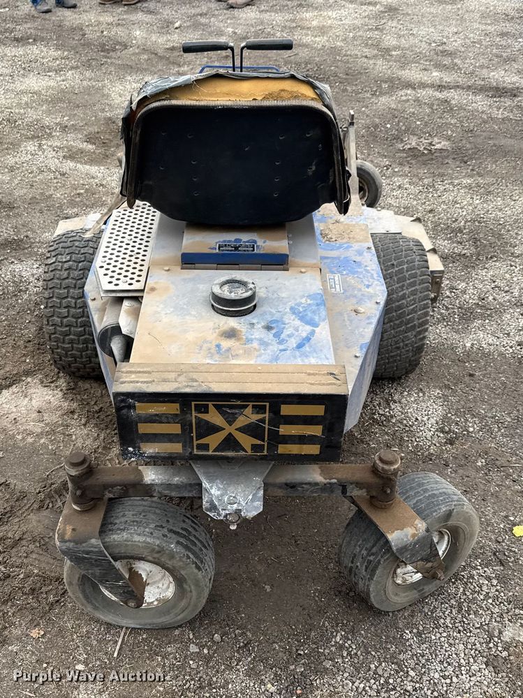 image for item EM8379 2014 Deines DD 20HT EP lawn mower