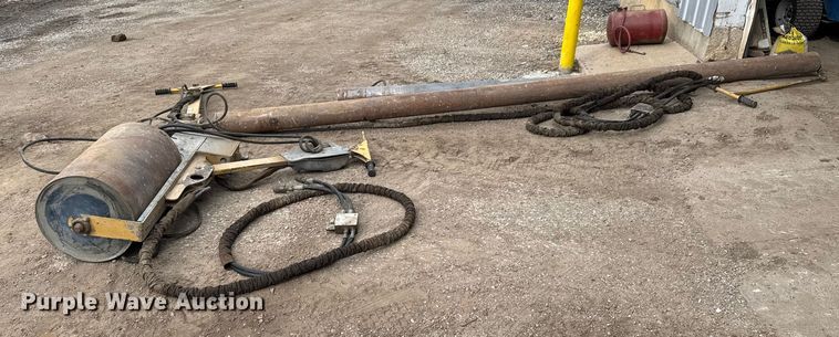 image for item EM8380 Concrete equipment