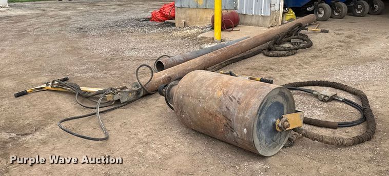 image for item EM8380 Concrete equipment