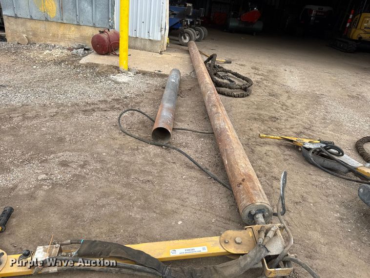 image for item EM8380 Concrete equipment