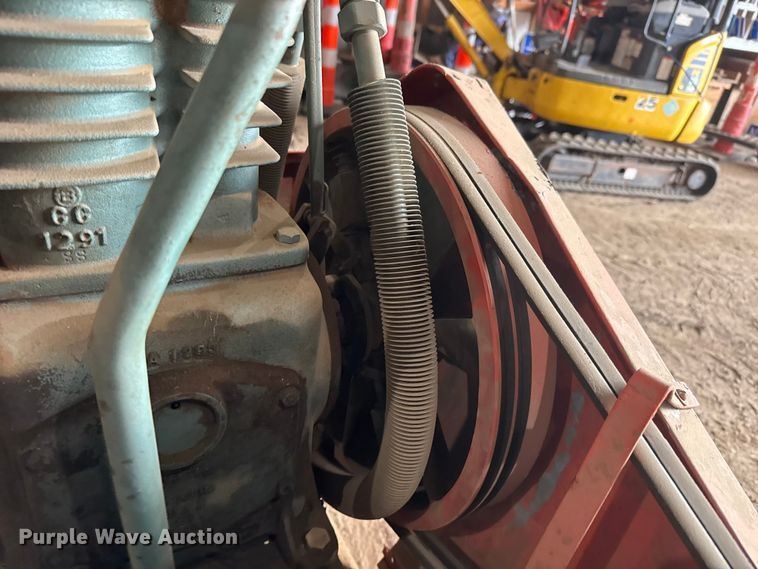 image for item EM8381 Curtis CV968A air compressor