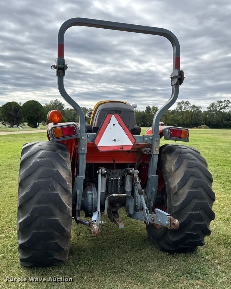 image for item EM8383 2004 Kubota L5030D MFWD tractor