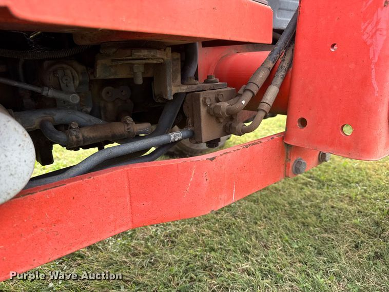 image for item EM8383 2004 Kubota L5030D MFWD tractor