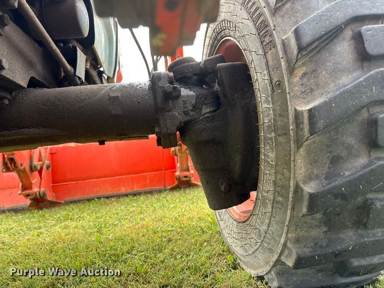 image for item EM8383 2004 Kubota L5030D MFWD tractor