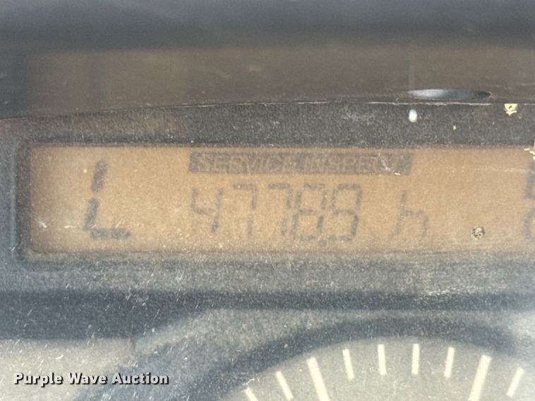 image for item EM8383 2004 Kubota L5030D MFWD tractor