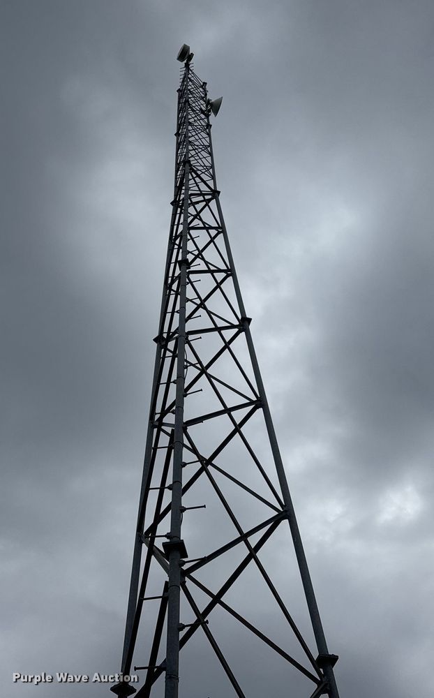 image for item EM8391 Radio tower